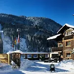 Hotel Gazauner Hof 2*