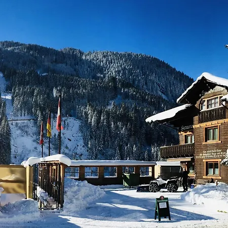 Hotel Gazauner Hof 2*